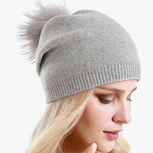 NWOB Queenfur Light Gray Cashmere Blend Slouchy Beanie with Detachable Pom